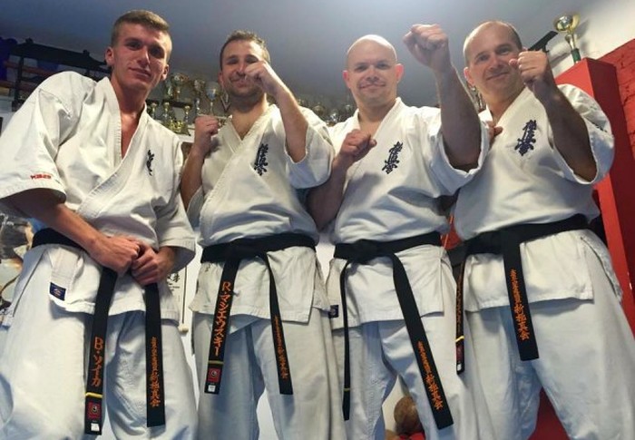 czarne-pasy-2015 - 2